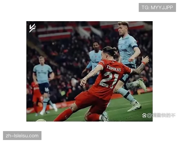 镜头回放：马赛后卫压迫失误送点，主帅场边暴怒